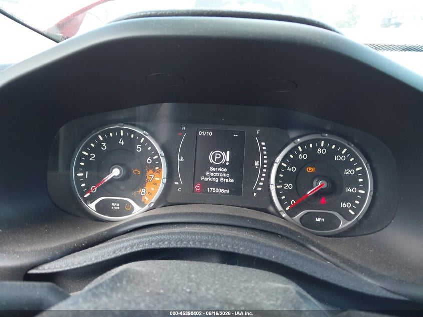 2015 Jeep Renegade VIN ZACCJABH0FPB69214 IAAI salvage auction — NORMAL WEAR, Clear (Washington), sold $750 on 2026-07-29 (photo 7)
