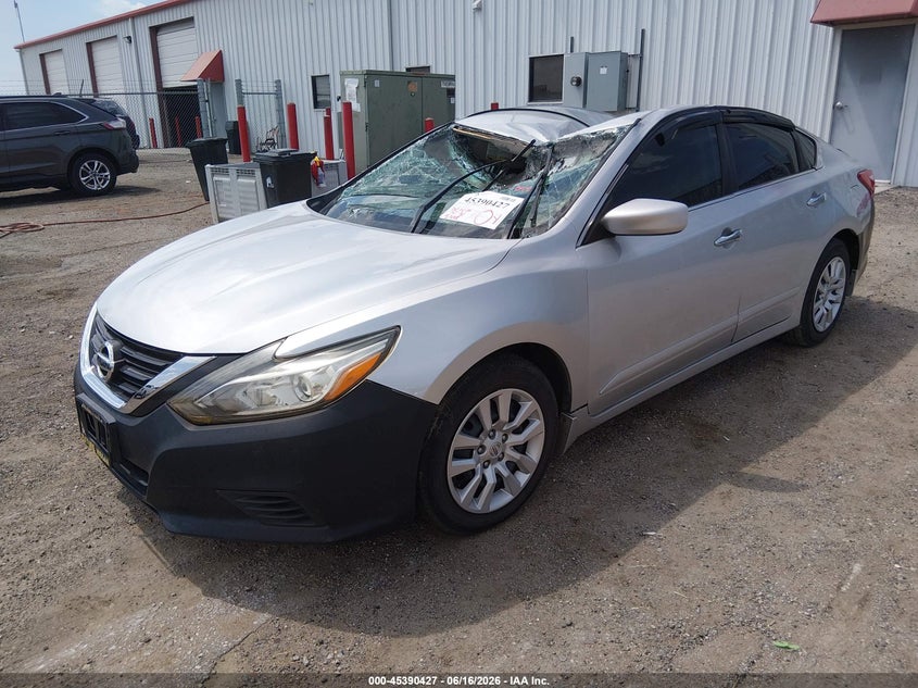2017 Nissan Altima VIN 1N4AL3AP8HC219913 IAAI salvage auction — STORM DAMAGE, Salvage (Kansas), sold $525 on 2026-07-31 (photo 2)