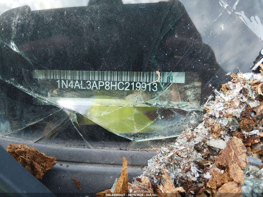 2017 Nissan Altima VIN 1N4AL3AP8HC219913 IAAI salvage auction — STORM DAMAGE, Salvage (Kansas), sold $525 on 2026-07-31 (photo 9)