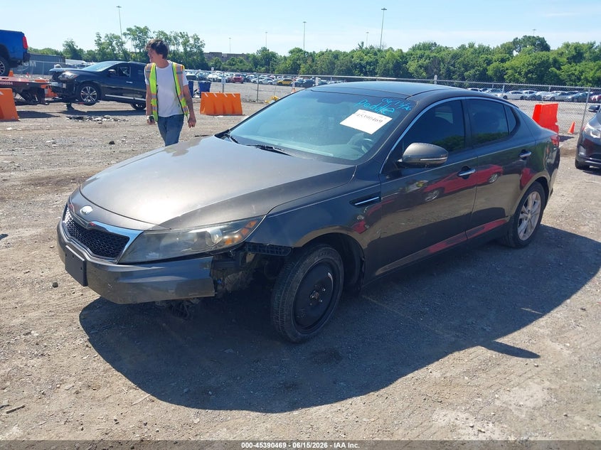 2013 Kia Optima VIN 5XXGN4A76DG137953 IAAI salvage auction — NORMAL WEAR, Clear (Tennessee), sold $450 on 2026-07-16 (photo 2)