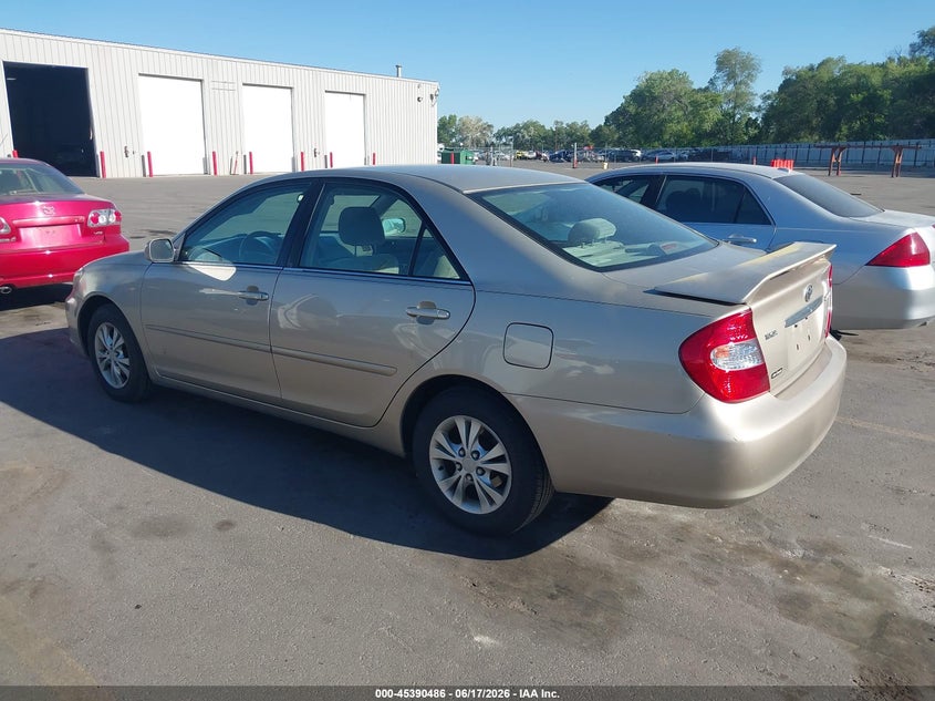 2004 Toyota Camry VIN 4T1BF32K84U076423 IAAI salvage auction — NORMAL WEAR, Clear (Utah), sold $350 on 2026-07-09 (photo 3)