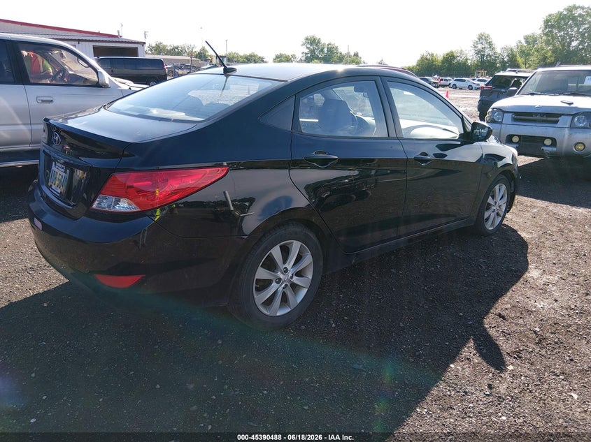 2012 Hyundai Accent VIN KMHCU4AEXCU261728 IAAI salvage auction — NORMAL WEAR, Original (Ohio), sold $250 on 2026-07-22 (photo 4)