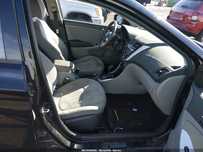 2012 Hyundai Accent VIN KMHCU4AEXCU261728 IAAI salvage auction — NORMAL WEAR, Original (Ohio), sold $250 on 2026-07-22 (photo 5)