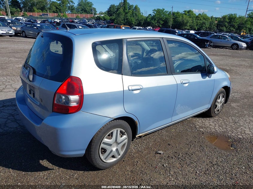 2008 Honda Fit VIN JHMGD37498S065067 IAAI salvage auction — NORMAL WEAR, Clear (Pennsylvania), sold $700 on 2026-07-19 (photo 4)