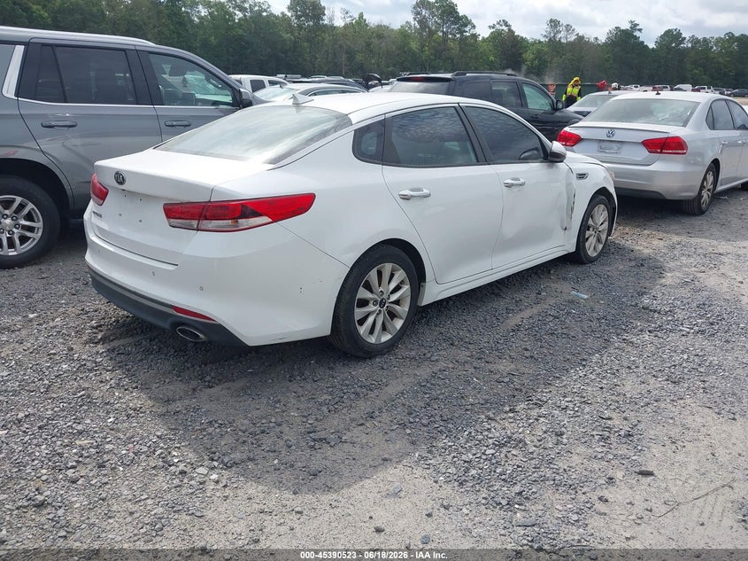2018 Kia Optima VIN 5XXGT4L34JG252899 IAAI salvage auction — NORMAL WEAR, Clear (South Carolina), sold $975 on 2026-07-07 (photo 4)