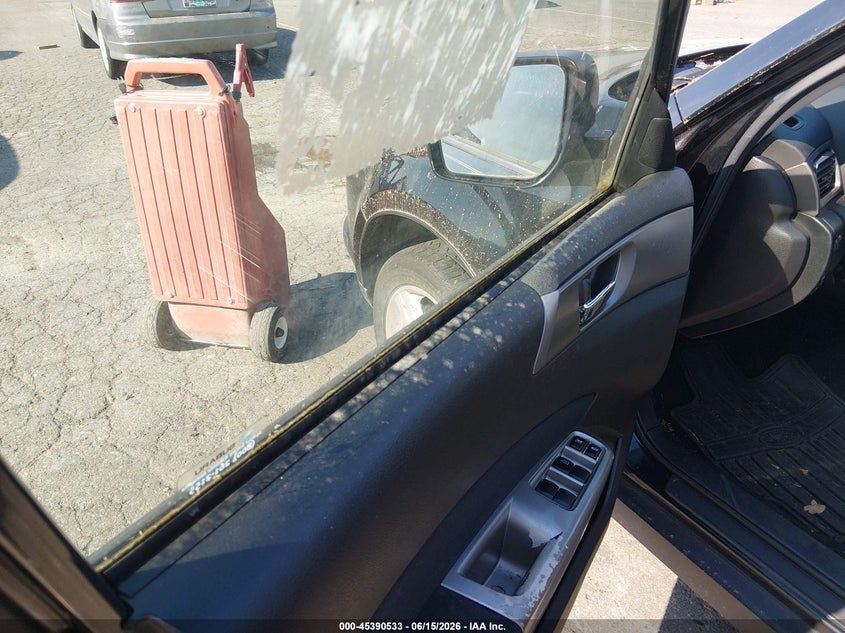 2009 Subaru Forester VIN JF2SH64629H728874 IAAI salvage auction — NORMAL WEAR, Clear-Dealer Only (Oregon), sold $975 on 2026-07-09 (photo 6)