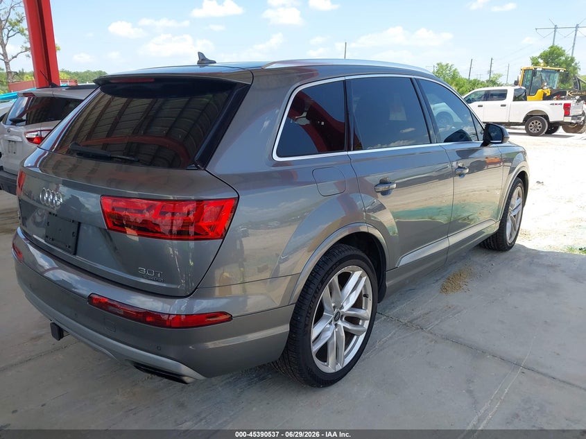 2018 Audi Q7 VIN WA1VAAF77JD030968 IAAI salvage auction — NORMAL WEAR, Clear (Florida), sold $7,850 on 2026-07-07 (photo 4)