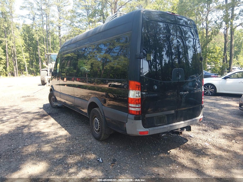 2013 Mercedes-benz Sprinter VIN WDZPE8CC0D5728446 IAAI salvage auction — FRONT END, Salvage (Virginia), sold $5,275 on 2026-07-14 (photo 3)