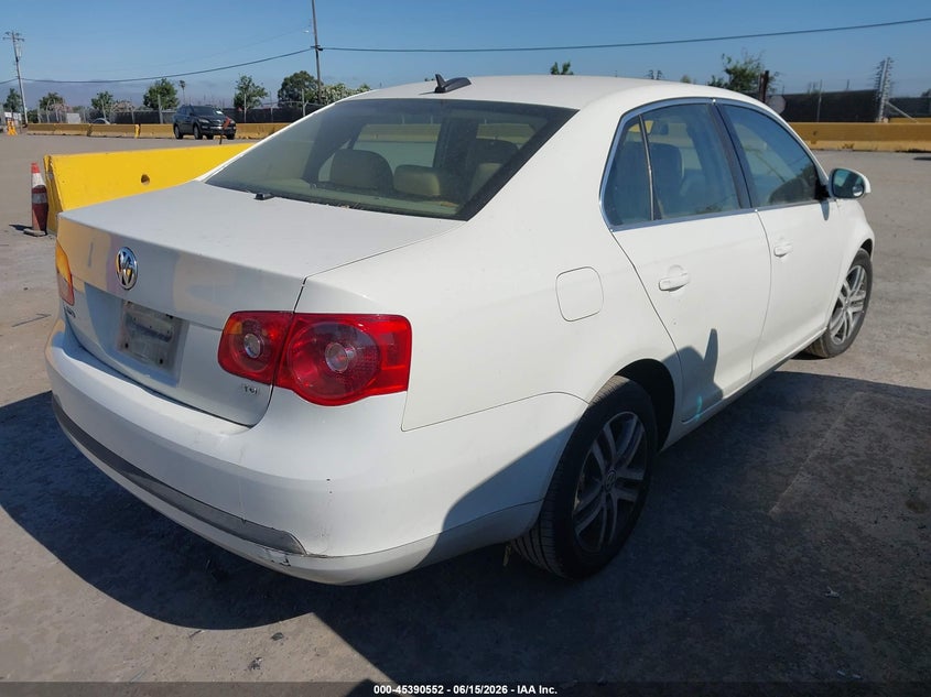 2006 Volkswagen Jetta VIN 3VWST71K26M840115 IAAI salvage auction — NORMAL WEAR, Clear - Dealer Only (California), sold $475 on 2026-07-09 (photo 4)