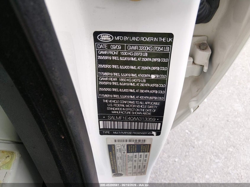 2010 Land rover RANGE ROVER VIN SALMF1E40AA313359 IAAI salvage auction — NORMAL WEAR, Clear (Texas), sold $500 on 2026-07-09 (photo 9)