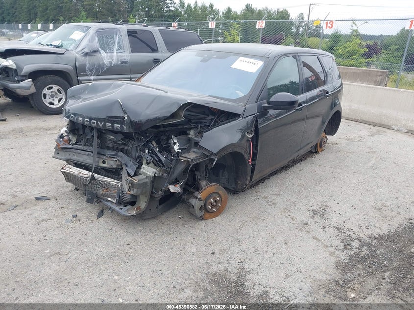 2017 Land rover Discovery sport VIN SALCR2BG1HH662281 IAAI salvage auction — NORMAL WEAR, Salvage Title, sold $500 on 2026-07-29 (photo 2)