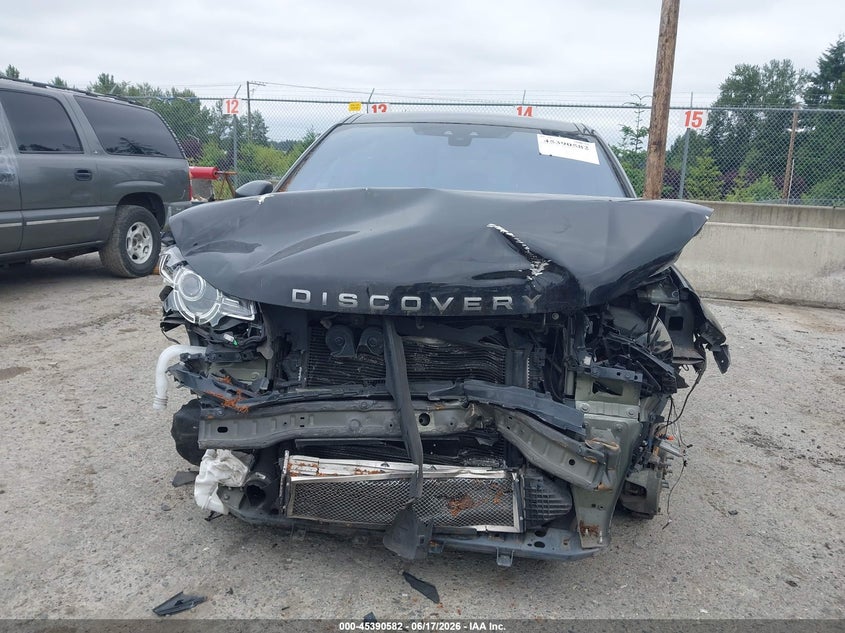 2017 Land rover Discovery sport VIN SALCR2BG1HH662281 IAAI salvage auction — NORMAL WEAR, Salvage Title, sold $500 on 2026-07-29 (photo 6)