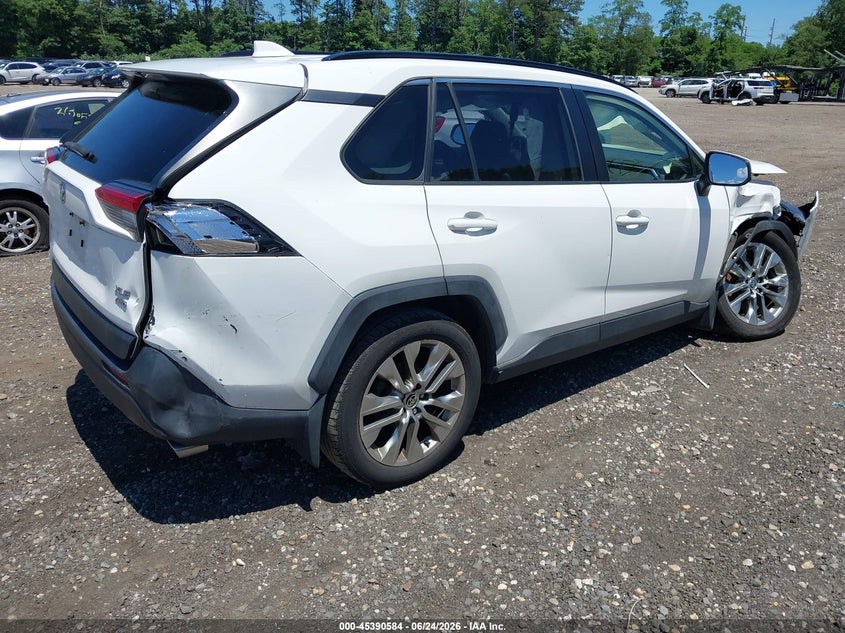 2020 Toyota Rav 4 VIN JTMA1RFV0LD052198 IAAI salvage auction — FRONT & REAR, Salvage Title, sold $8,100 on 2026-07-21 (photo 4)