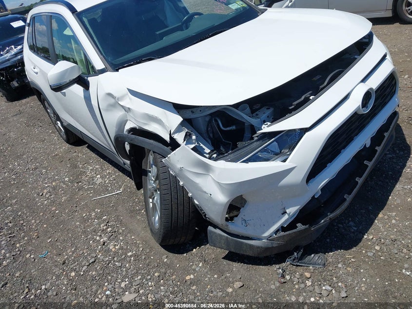 2020 Toyota Rav 4 VIN JTMA1RFV0LD052198 IAAI salvage auction — FRONT & REAR, Salvage Title, sold $8,100 on 2026-07-21 (photo 6)