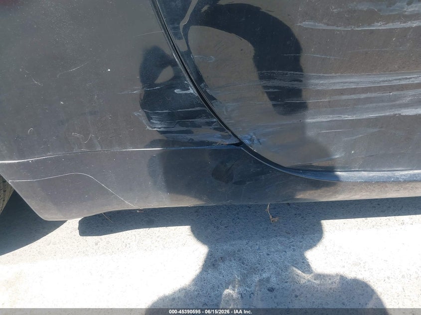2006 Nissan 350z VIN JN1AZ34D36M308146 IAAI salvage auction — NORMAL WEAR, Clear - Dealer Only (California), sold $1,150 on 2026-07-21 (photo 6)