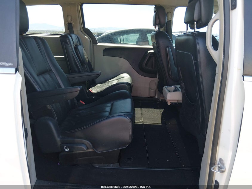 2012 Chrysler Town & country VIN 2C4RC1BG4CR326070 IAAI salvage auction — NORMAL WEAR, Clear (Nevada), sold $425 on 2026-07-24 (photo 8)