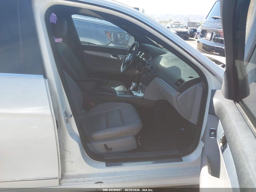 2008 Mercedes-benz C-klasse VIN WDDGF54XX8R036342 IAAI salvage auction — UNKNOWN, Salvage (Arizona), sold $225 on 2026-07-14 (photo 5)