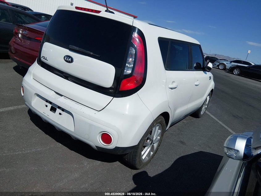 2019 Kia Soul VIN KNDJP3A5XK7670676 IAAI salvage auction — NORMAL WEAR, Clear (Nevada), sold $1,600 on 2026-07-24 (photo 4)