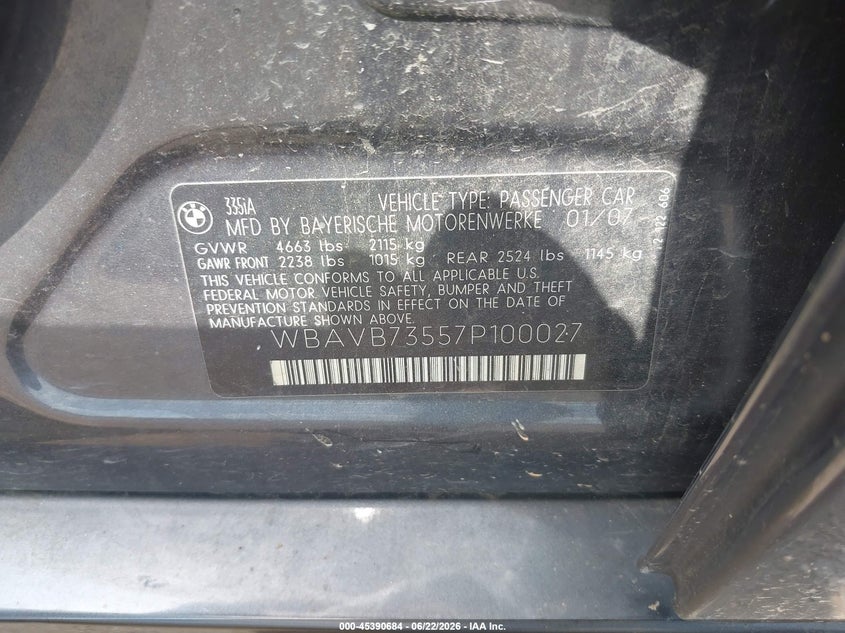 2007 BMW 3er VIN WBAVB73557P100027 IAAI salvage auction — NORMAL WEAR, Clear (Virginia), sold $425 on 2026-07-28 (photo 9)