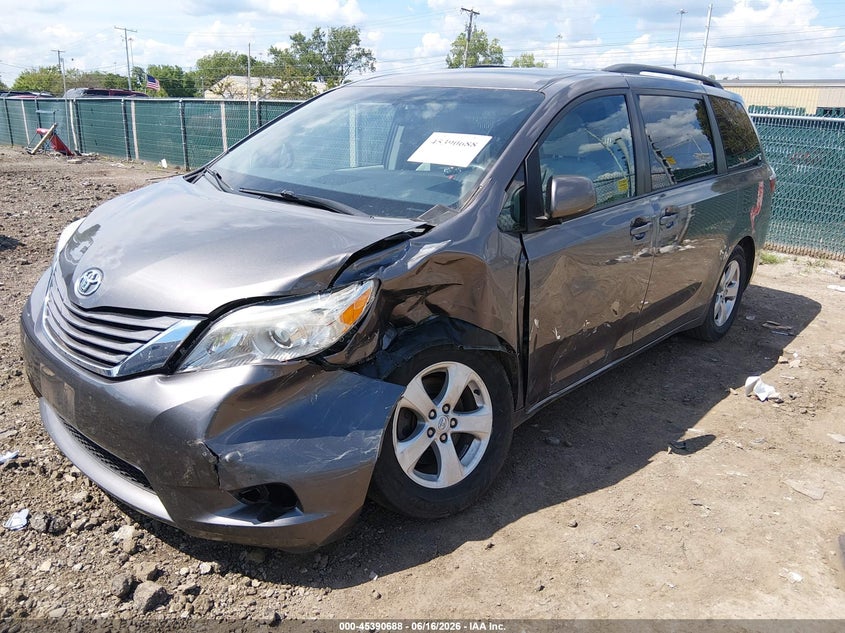 2016 Toyota Sienna VIN 5TDKK3DC1GS711299 IAAI salvage auction — LEFT FRONT, Salvage (Ohio), sold $2,250 on 2026-07-29 (photo 2)