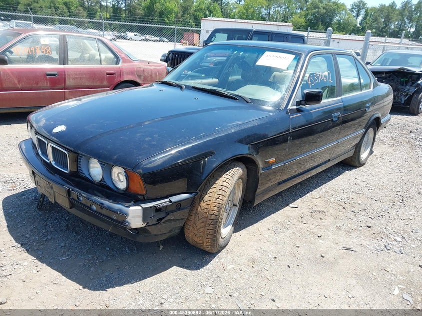 1995 BMW 5 series VIN WBAHE6326SGF33064 IAAI salvage auction — NORMAL WEAR, Clear (Virginia), sold $2,950 on 2026-07-17 (photo 2)