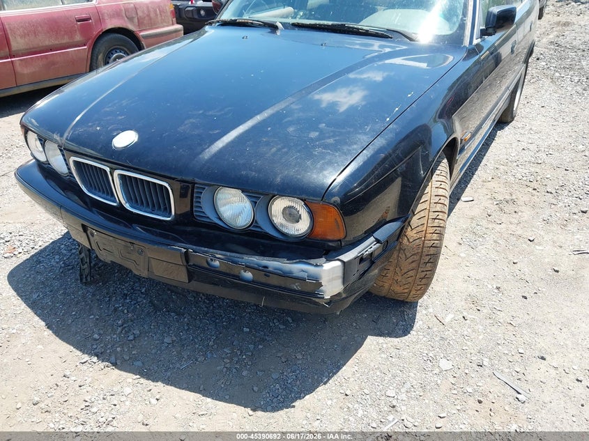 1995 BMW 5 series VIN WBAHE6326SGF33064 IAAI salvage auction — NORMAL WEAR, Clear (Virginia), sold $2,950 on 2026-07-17 (photo 6)