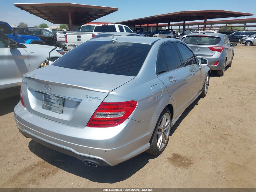 2013 Mercedes-benz C-klasse VIN WDDGF8AB8DG108817 IAAI salvage auction — NORMAL WEAR, Clear-Dealer Only (Arizona), sold $1,100 on 2026-07-21 (photo 4)
