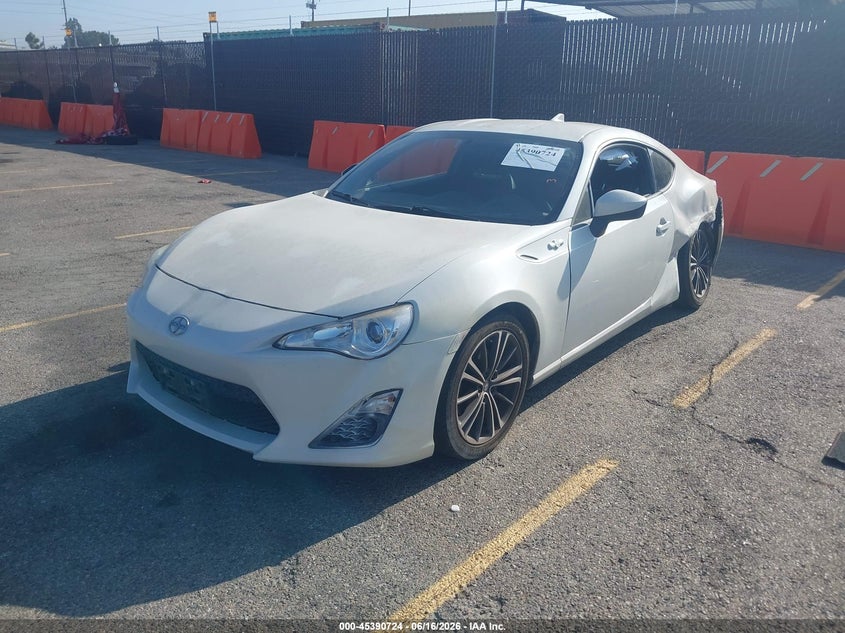 2015 Scion Fr-s VIN JF1ZNAA12F9705849 IAAI salvage auction — SIDE, Salvage Title, sold $2,800 on 2026-07-17 (photo 2)
