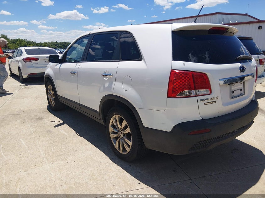 2011 Kia Sorento VIN 5XYKU4A29BG027845 IAAI salvage auction — NORMAL WEAR, Clear (Missouri), sold $1,000 on 2026-07-07 (photo 3)