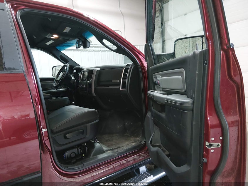 2017 Ram 2500 VIN 3C6TR5EJXHG741059 IAAI salvage auction — FRONT END, Salvage Title, sold $7,900 on 2026-07-27 (photo 5)