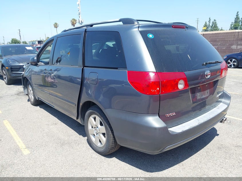 2007 Toyota Sienna VIN 5TDZK23C47S055531 IAAI salvage auction — FRONT END, Salvage (California), sold $1,400 on 2026-07-06 (photo 3)