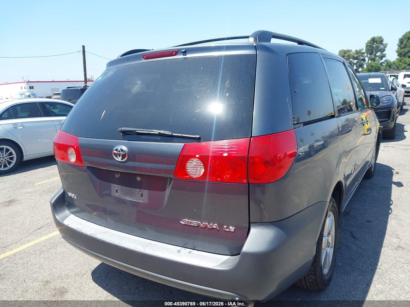 2007 Toyota Sienna VIN 5TDZK23C47S055531 IAAI salvage auction — FRONT END, Salvage (California), sold $1,400 on 2026-07-06 (photo 4)