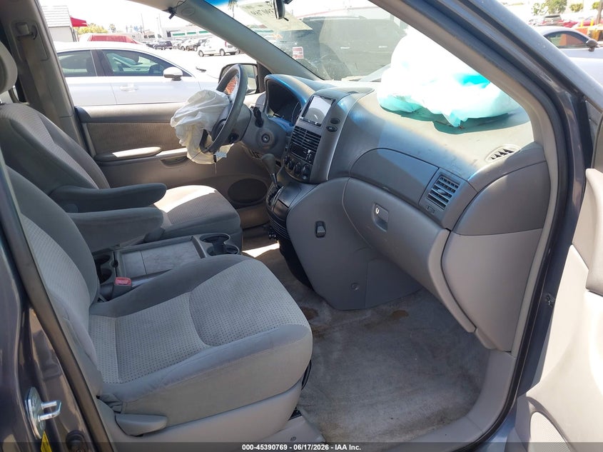 2007 Toyota Sienna VIN 5TDZK23C47S055531 IAAI salvage auction — FRONT END, Salvage (California), sold $1,400 on 2026-07-06 (photo 5)