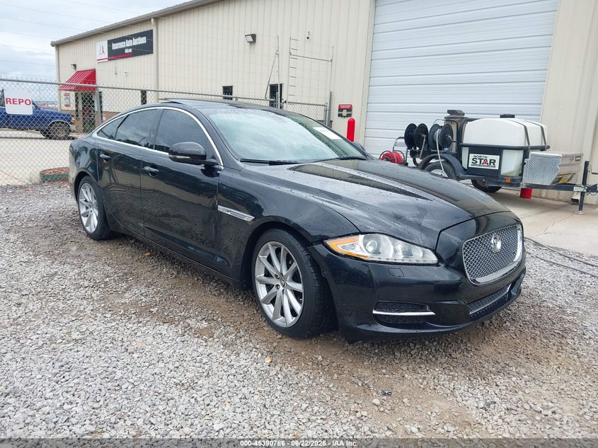 2013 Jaguar Xj series VIN SAJWA1C75D8V55668 IAAI salvage auction — NORMAL WEAR, Clear (Alabama), sold $825 on 2026-07-20 (photo 1)