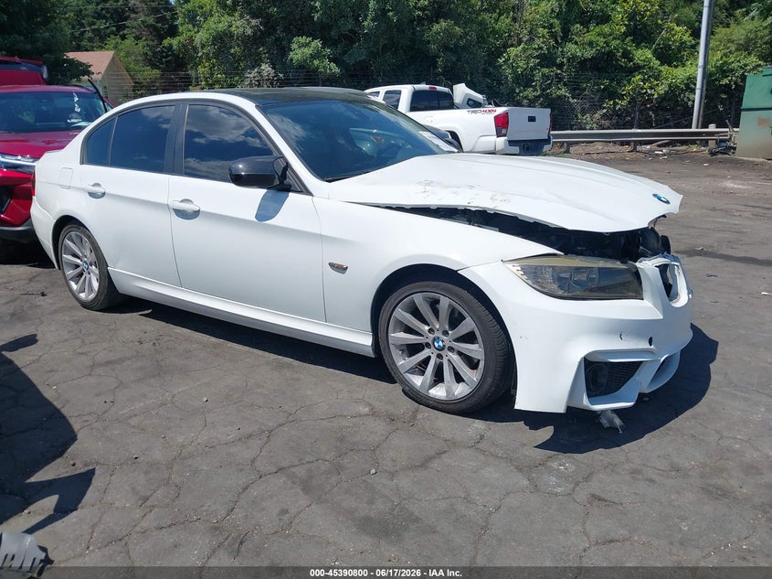 2011 BMW 3er VIN WBAPH5G51BNM74371 IAAI salvage auction — FRONT END, Salvage (Idaho), sold $25 on 2026-07-23 (photo 1)