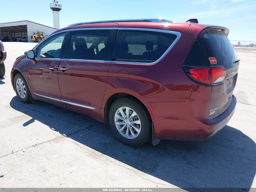 2018 Chrysler Pacifica VIN 2C4RC1BG7JR277525 IAAI salvage auction — FRONT END, Salvage Title, sold $1,700 on 2026-09-29 (photo 3)