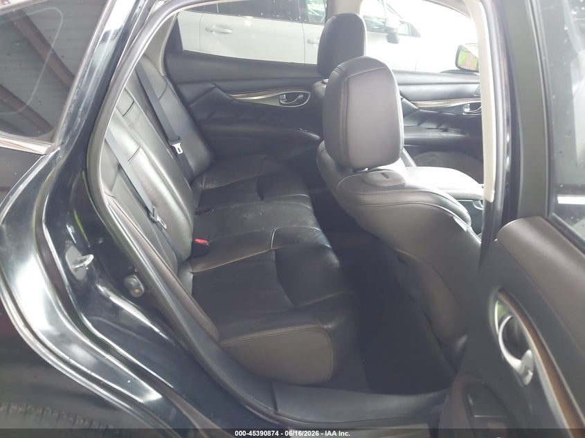 2011 Infiniti M37 VIN JN1BY1APXBM324820 IAAI salvage auction — NORMAL WEAR, Clear (Florida), sold $550 on 2026-07-21 (photo 8)