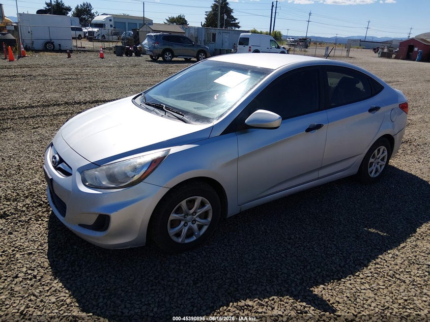 2012 Hyundai Accent VIN KMHCT4AE4CU083334 IAAI salvage auction — NORMAL WEAR, Peddle Clear Public-Restricted (Oregon), sold $200 on 2026-07-29 (photo 2)