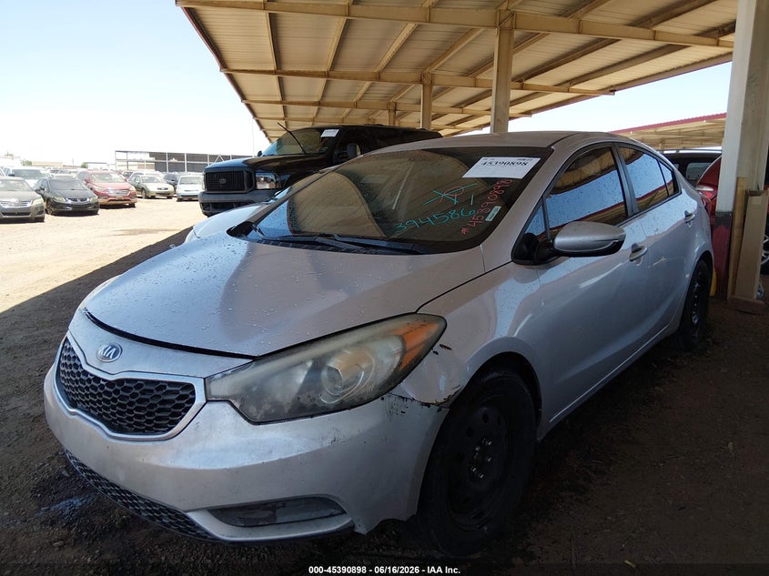 2015 Kia Forte VIN KNAFK4A67F5394586 IAAI salvage auction — FRONT END, Clear (Arizona), sold $250 on 2026-07-14 (photo 2)