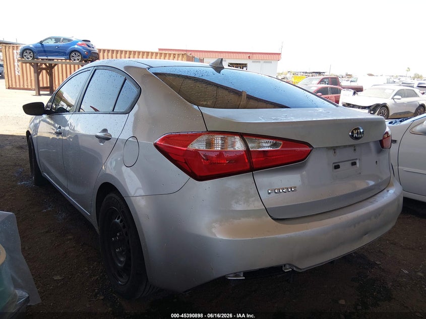 2015 Kia Forte VIN KNAFK4A67F5394586 IAAI salvage auction — FRONT END, Clear (Arizona), sold $250 on 2026-07-14 (photo 3)