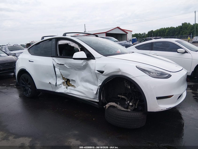 2020 Tesla Model y VIN 5YJYGDEE0LF037372 IAAI salvage auction — SIDE, Salvage (Georgia), sold $3,150 on 2026-07-25 (photo 1)