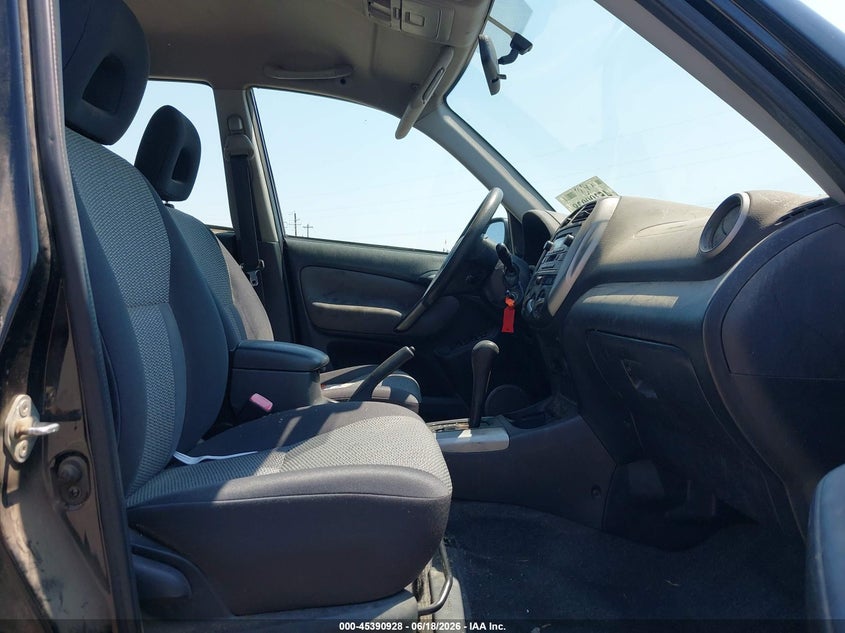 2005 Toyota Rav4 VIN JTEGD20V550051541 IAAI salvage auction — NORMAL WEAR, Salvage Title - Dealer (California), sold $875 on 2026-07-21 (photo 5)