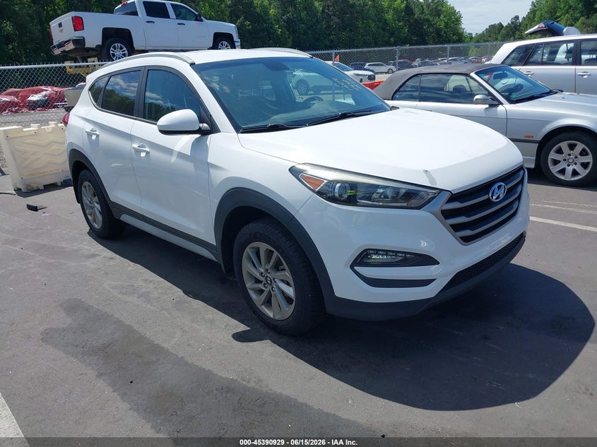 2018 Hyundai Tucson VIN KM8J33A49JU821358 IAAI salvage auction — NORMAL WEAR, Clear (North Carolina), sold $5,250 on 2026-07-08 (photo 1)