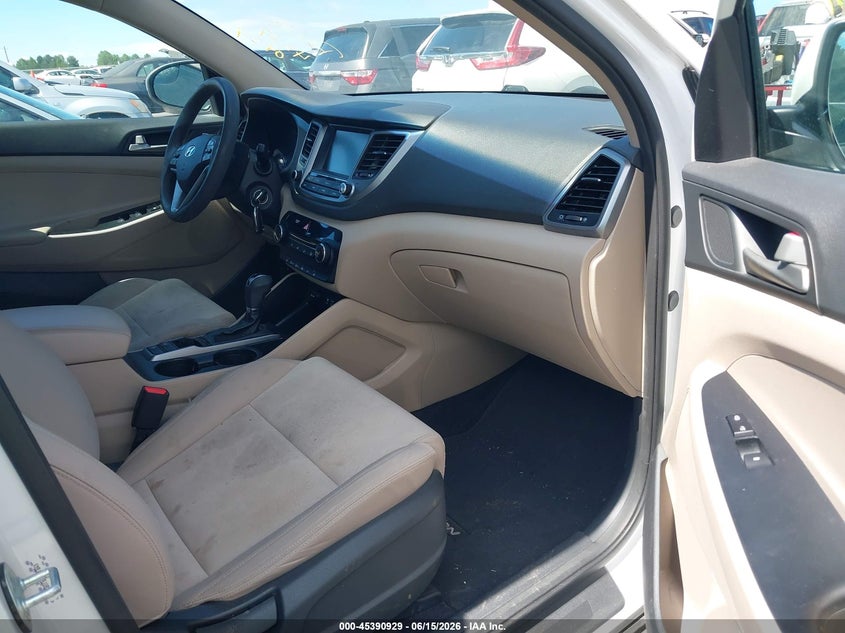 2018 Hyundai Tucson VIN KM8J33A49JU821358 IAAI salvage auction — NORMAL WEAR, Clear (North Carolina), sold $5,250 on 2026-07-08 (photo 5)