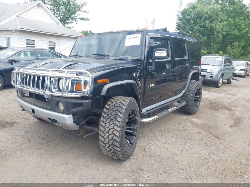 2008 Hummer H2 VIN 5GRGN23888H100680 IAAI salvage auction — RIGHT FRONT, Salvage - Greater Than 75% (Maryland), sold $2,500 on 2026-10-03 (photo 2)
