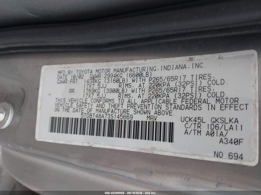 2003 Toyota Sequoia VIN 5TDBT48A73S145669 IAAI salvage auction — NORMAL WEAR, Clear (Connecticut), sold $475 on 2026-07-30 (photo 9)