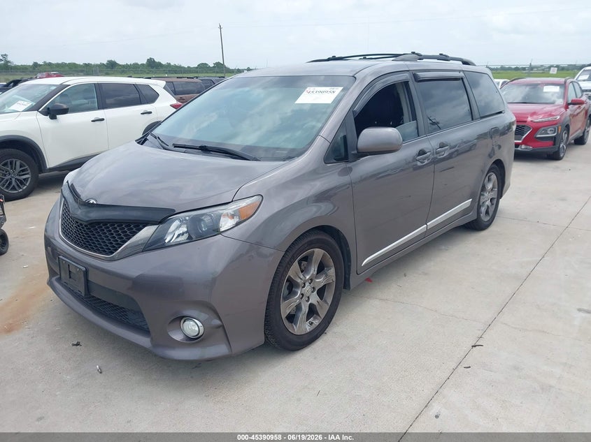 2012 Toyota Sienna VIN 5TDXK3DC5CS191110 IAAI salvage auction — HAIL, Original (Texas), sold $3,650 on 2026-07-24 (photo 2)