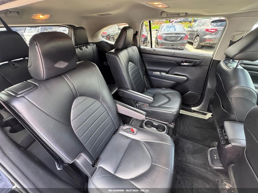 2021 Toyota Highlander VIN 5TDGARAH0MS012401 IAAI salvage auction — UNKNOWN, Clear (Illinois), sold $1,050 on 2026-07-18 (photo 8)