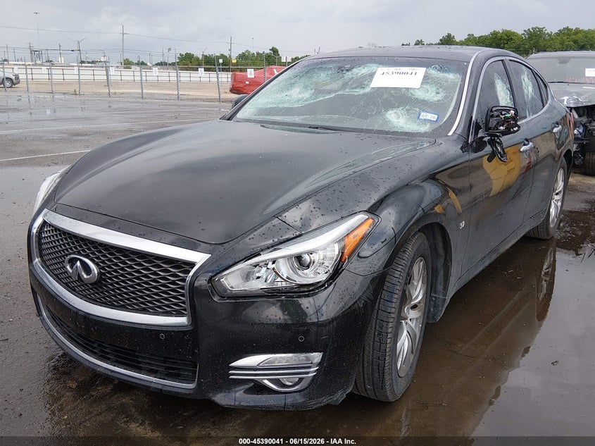 2019 Infiniti Q70 VIN JN1BY1AP6KM505445 IAAI salvage auction — VANDALISM, Salvage (Louisiana), sold $1,900 on 2026-07-27 (photo 2)