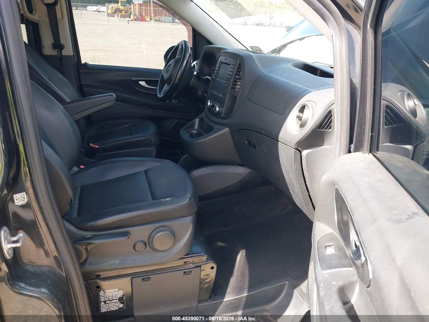 2016 Mercedes-benz Metris VIN WD4PG2EE0G3155897 IAAI salvage auction — NORMAL WEAR, Clear (Florida), sold $5,775 on 2026-07-16 (photo 5)